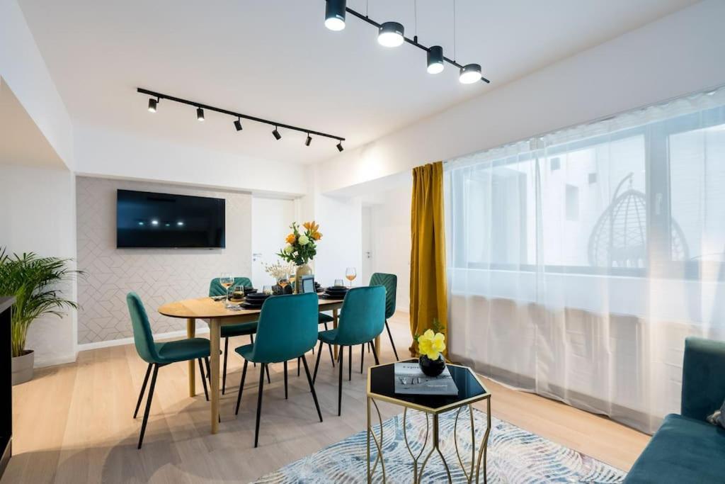 Apartamento Spectacular - 4br-terrace - Piata Romana Bucarest