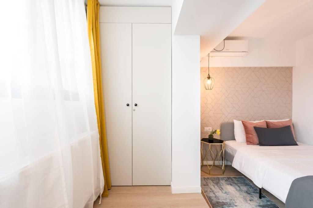 Spectacular - 4br-terrace - Piata Romana Apartamento Bucarest